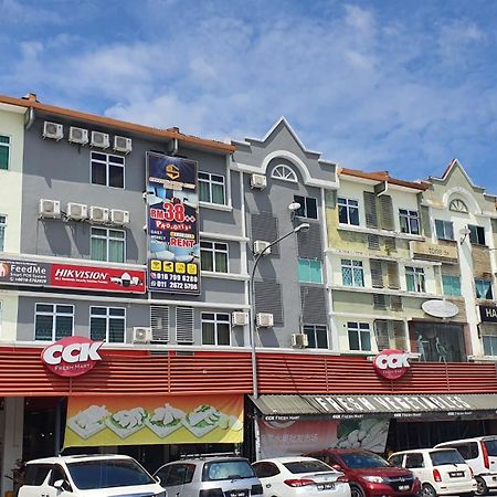 Stutong Point Managed By Secom Hotel Kuching Exterior photo